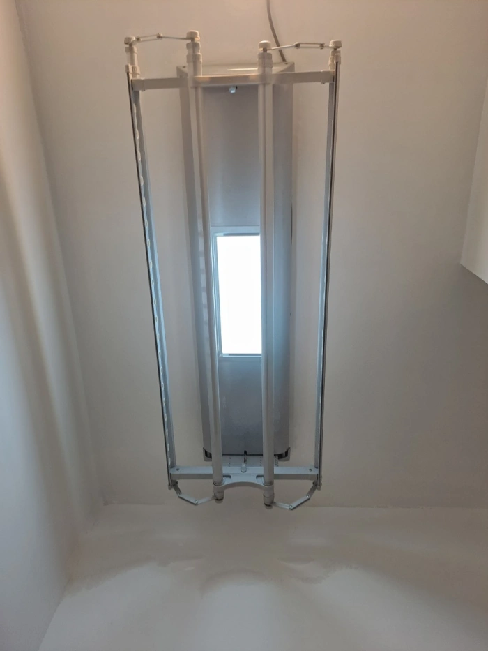 hinh-lap-dat-gian-phoi-dien-tu-hp-65