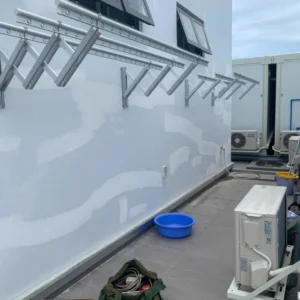 hinh-lap-dat-gian-phoi-gan-tuong