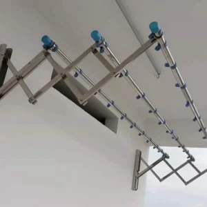 hinh-lap-dat-gian-phoi-gan-tuong-inox-201