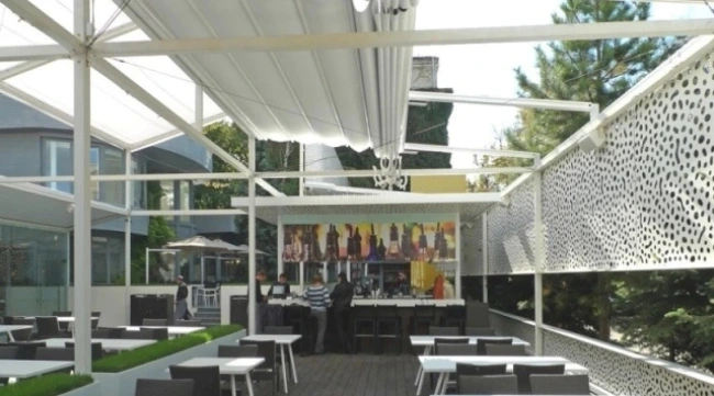 hình-mai-bat-keo-xep-luon-song-di-dong-hoa-phat