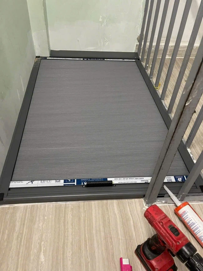 rem-to-ong-ngan-cau-thang