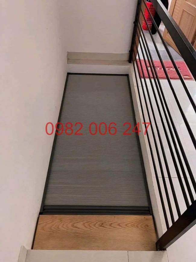 rem-to-ong-ngan-cau-thang