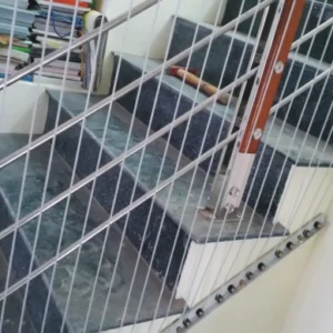 hình-luoi-an-toan-cau-thang