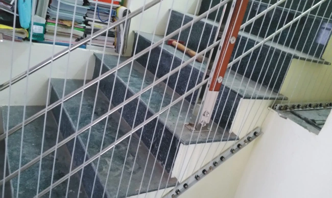 hình-luoi-an-toan-cau-thang