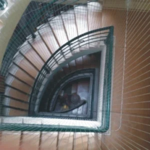 hình-luoi-an-toan-cau-thang