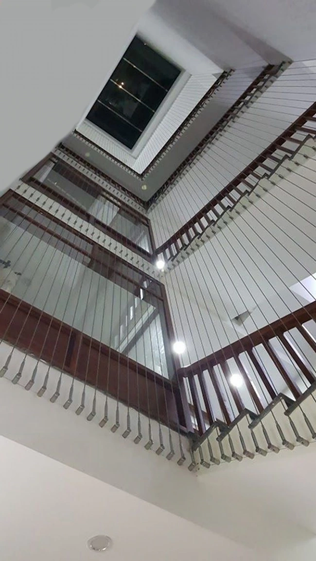 hình-luoi-an-toan-cau-thang