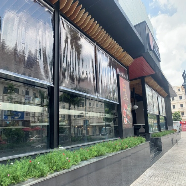 hình-rem-cuon-nhua-trong-suot