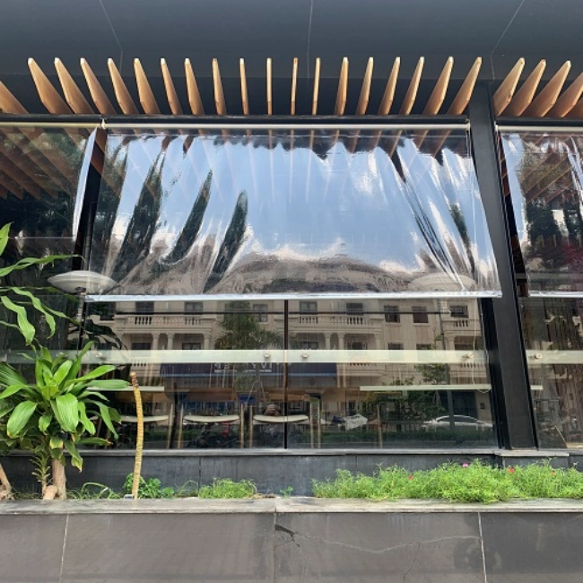 hình-rem-cuon-nhua-trong-suot